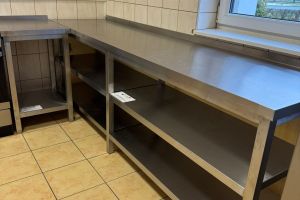 Meble ze stali szlachetnej